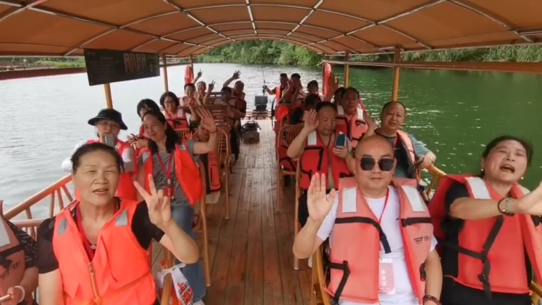 妥妥（集团）黄山康养旅居活动暨项目座谈会圆满成功